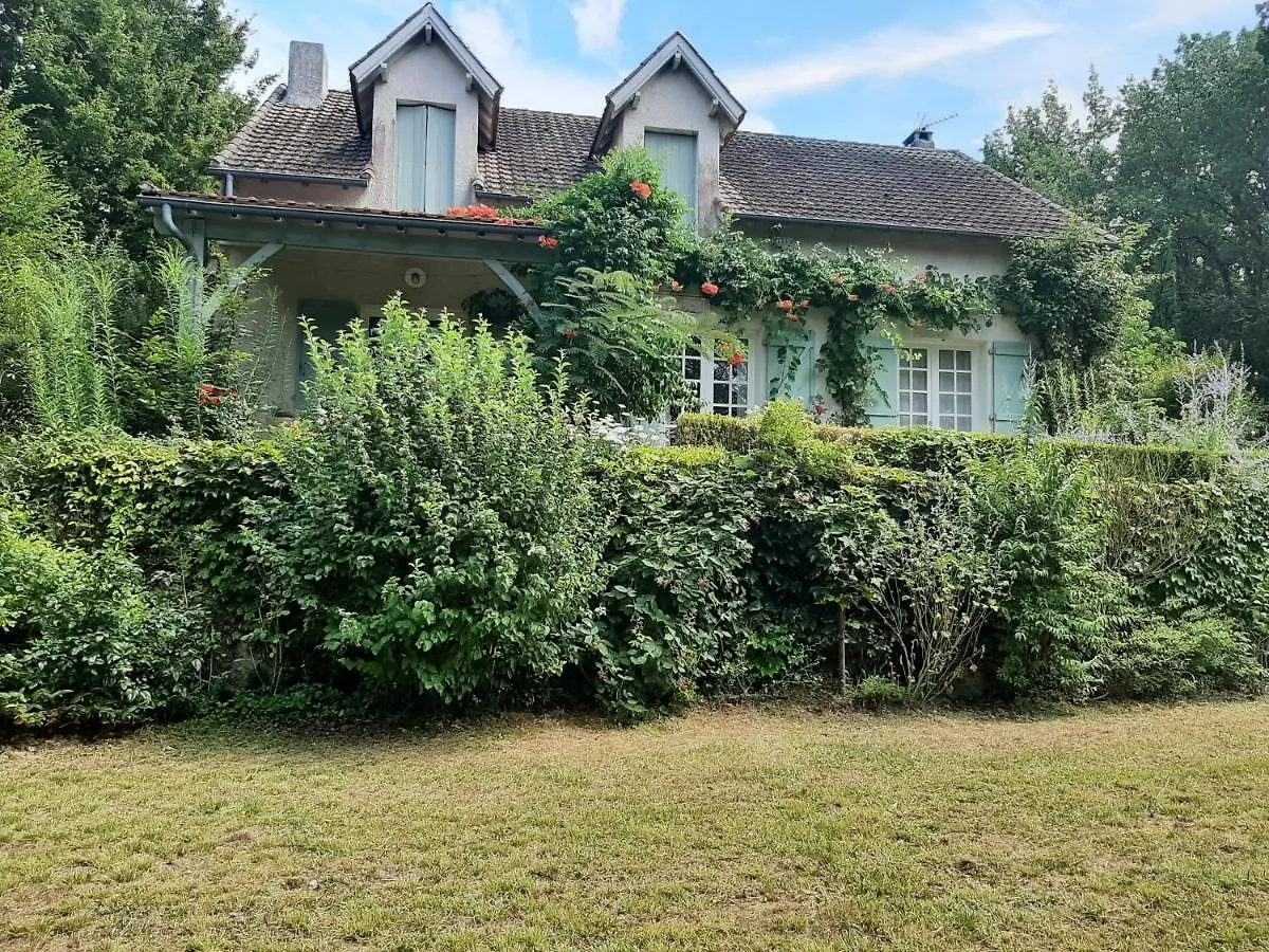 Bed & Breakfast L'Oree Du Bois Luzech