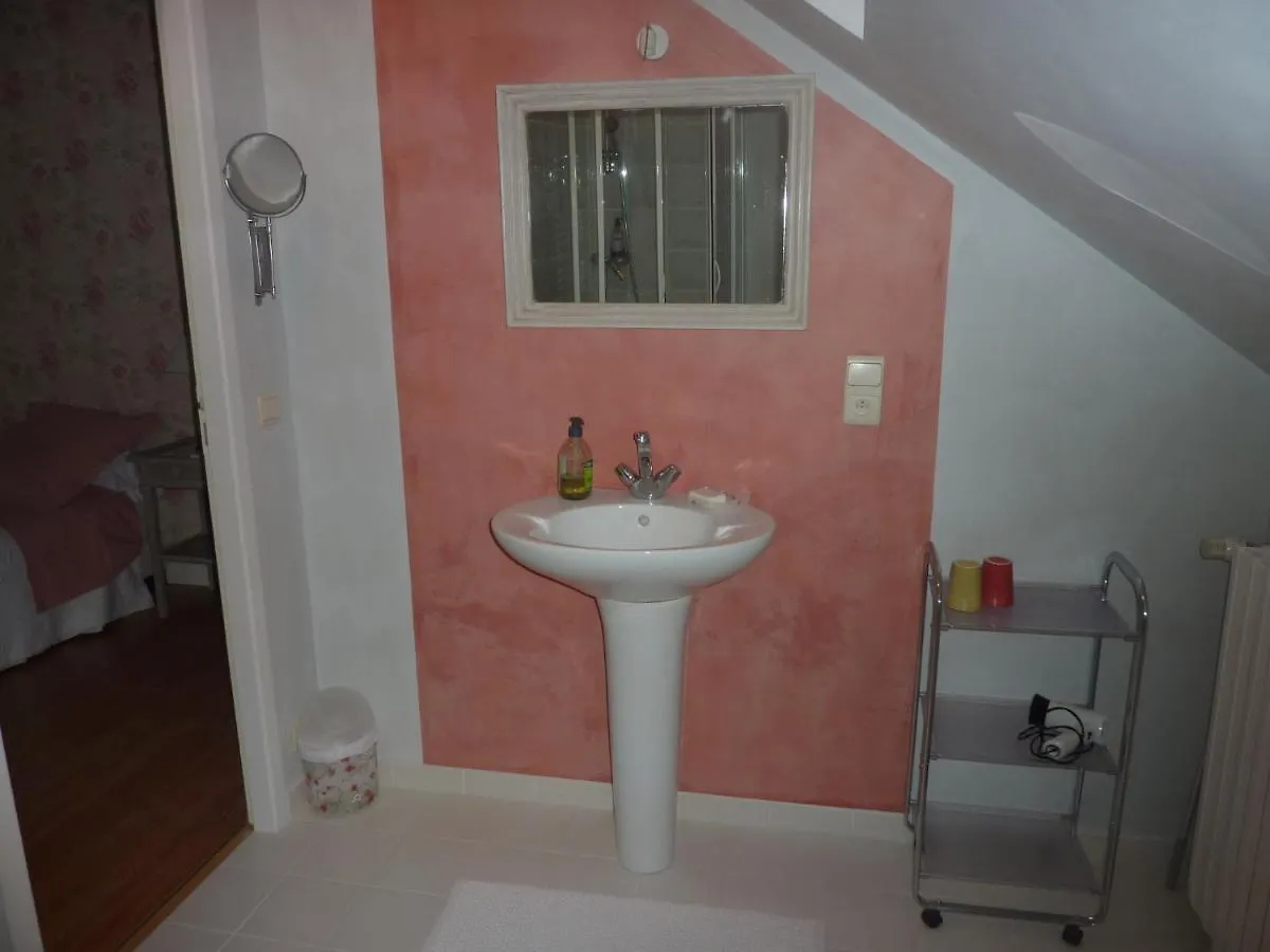 Bed & Breakfast L'Oree Du Bois Luzech